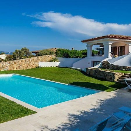 Villa Smeralda Palau Bagian luar foto
