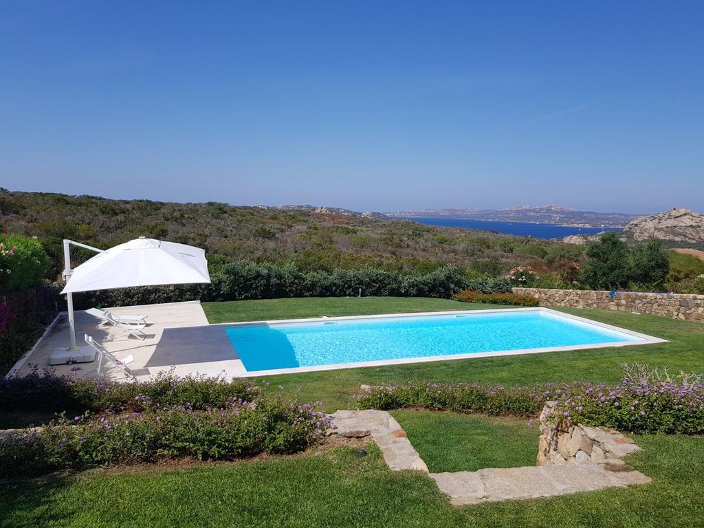 Villa Smeralda Palau Bagian luar foto