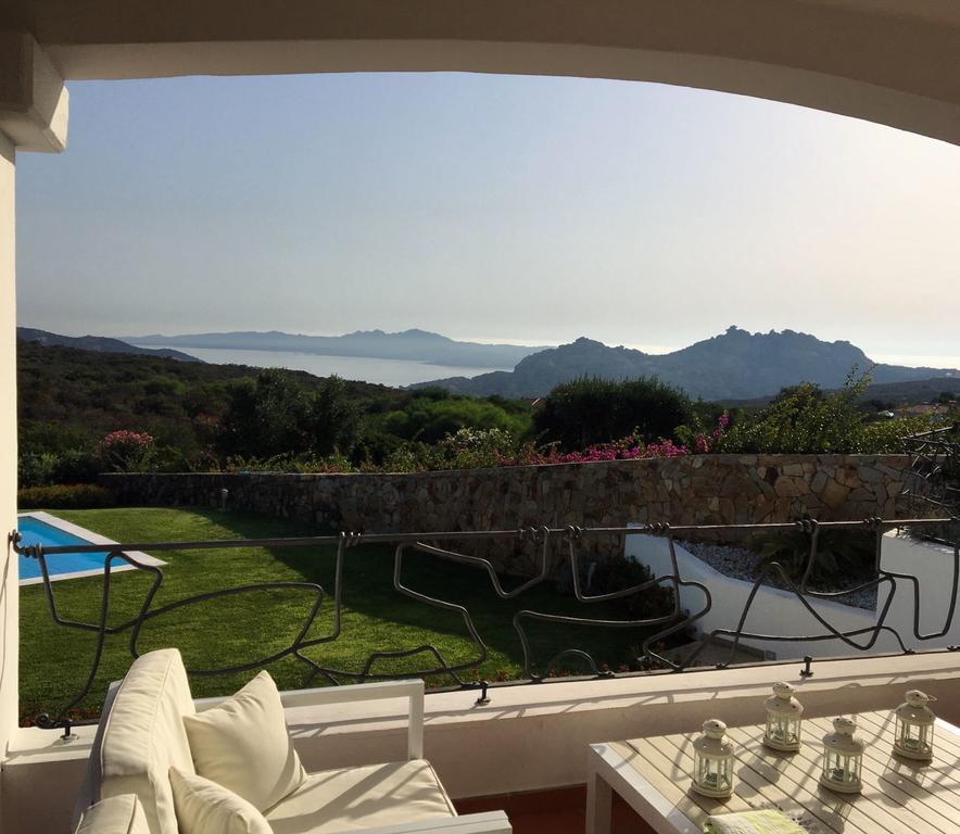Villa Smeralda Palau Bagian luar foto